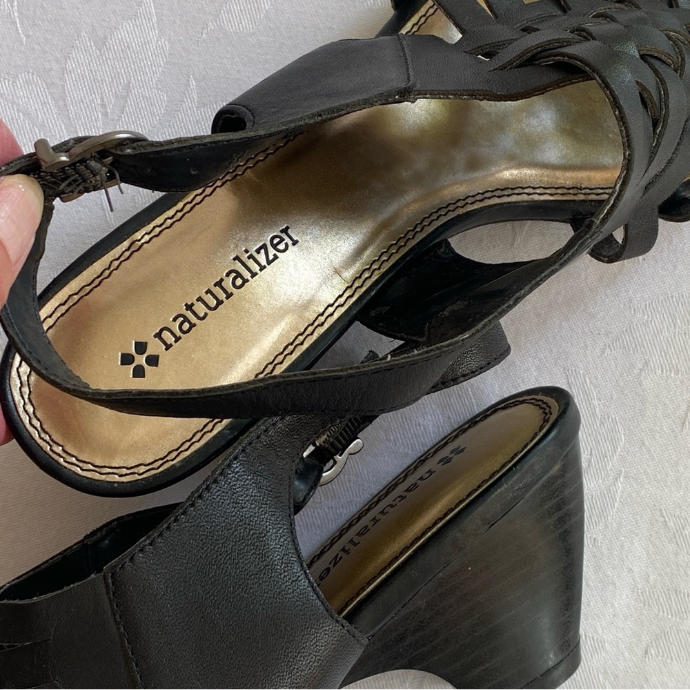 Naturalizer Black Leather Woven Sandals Size 7.5 - Picture 5 of 12